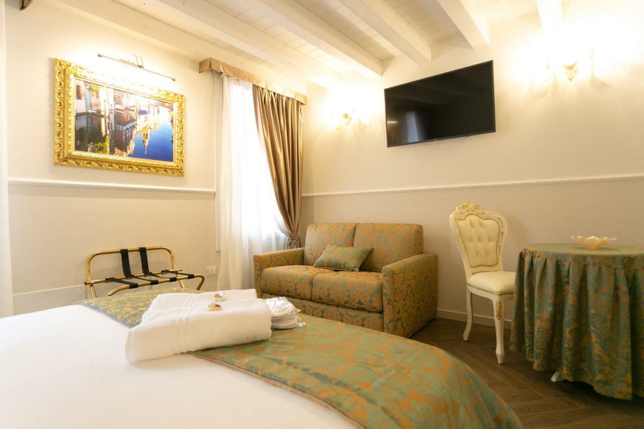 Ca' Vittoria Boutique House Apartsuite Chioggia Exterior foto