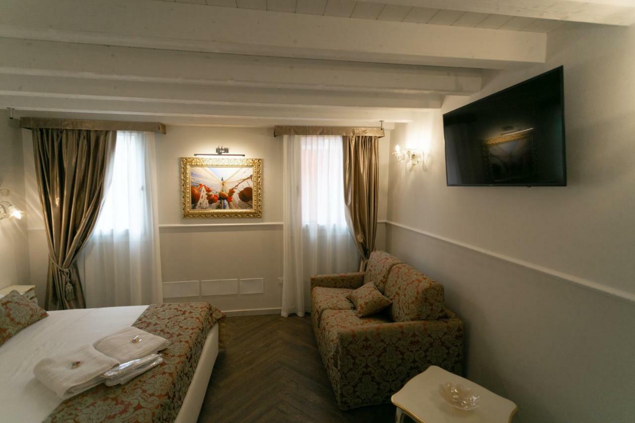 Ca' Vittoria Boutique House Apartsuite Chioggia Exterior foto